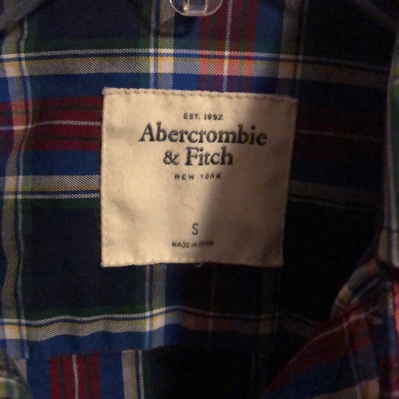 🌸Abercrombie and Fitch plaid button down🌷 - Picture 2 of 2